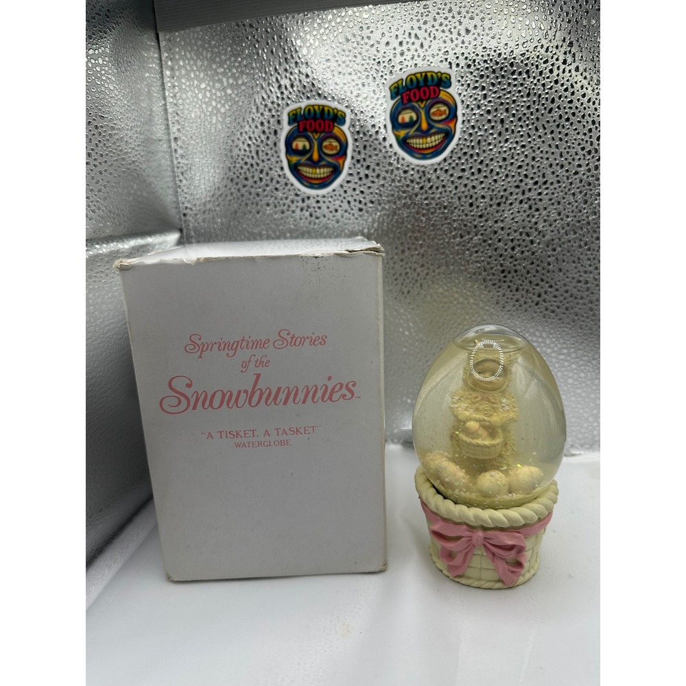 Department 56 Snowbunnies A Tisket A Tasket Waterglobe Easter Bunny 2610-7‎ Box